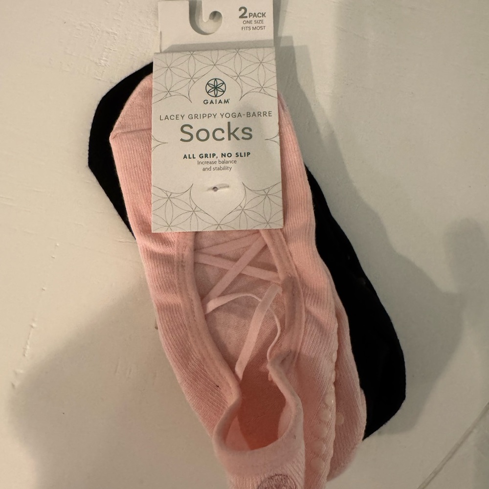 GAIAM Pink and Black Lacey Grippy Yoga Socks - 2 Pack